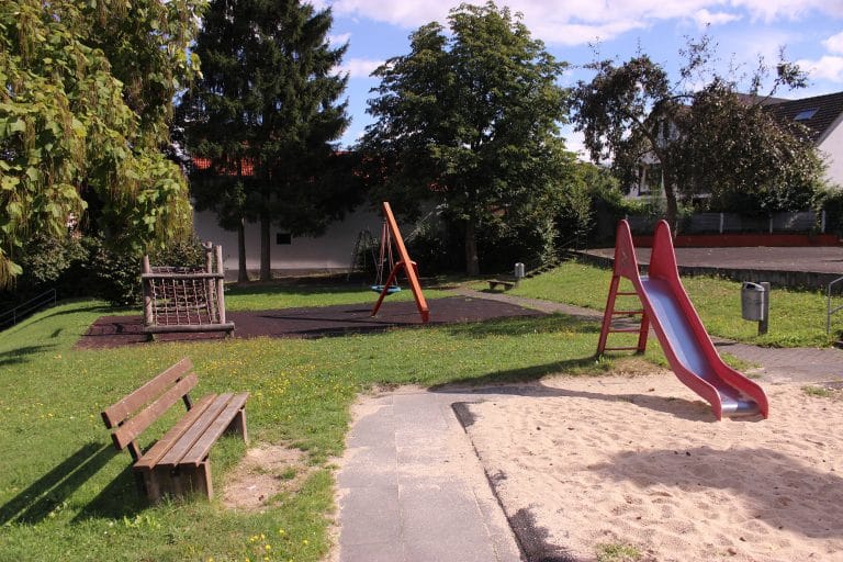 spielplatz_2_small